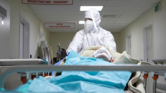 572 nowe zakażenia koronawirusem w Polsce, z czego 42 w woj. lubelskim. Zmarło 91 chorych