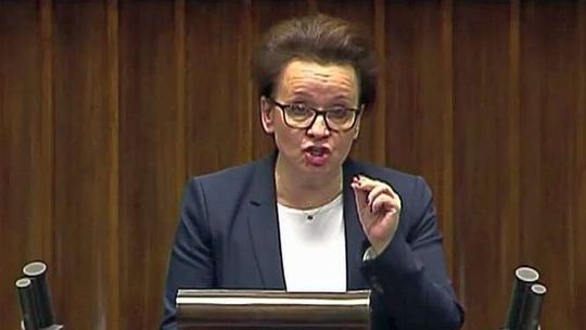 6-latki nie będą objęte obowiązkiem szkolnym. Sejm w nocy przyjął nowelizację ustawy