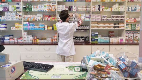 60 procent Polaków zażywa leki