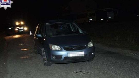 7-latka wybiegła na jezdnię. Kierowca nie zdążył wyhamować