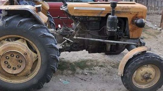 72-latka spadła z przyczepki i zmarła