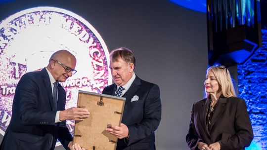 75 lat Uniwersytetu Medycznego w Lublinie. Odznaczenia i symfonia z chórem medyków