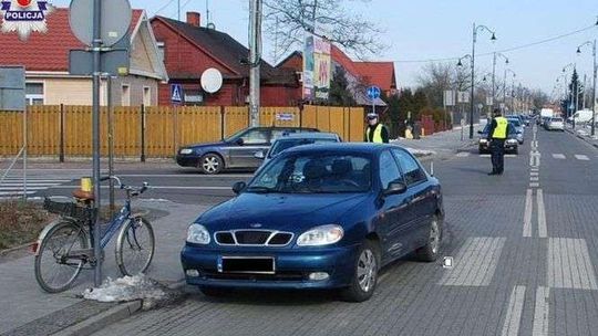 78-latek potrącił rówieśnika na przejściu dla pieszych 