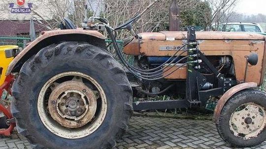 79-latek przejechany przez ciągnik. Nie przeżył