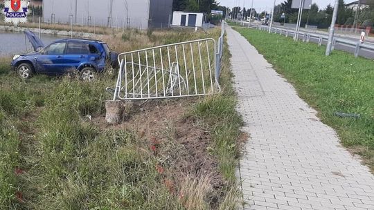 79-latek zasłabł za kierownicą. Niestety, jazdę zakończył tragicznie 