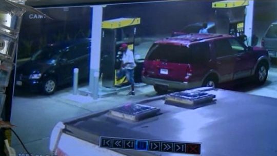 8-latek ruszył w pościg za złodziejem. Odzyskał portfel matki (wideo)