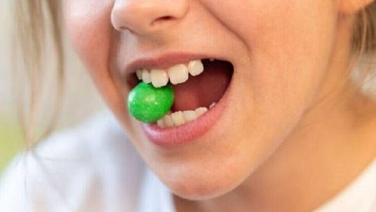 9-latka zadławiła się cukierkiem i zmarła. Dyrektor szkoły stanie przed komisją dyscyplinarną 