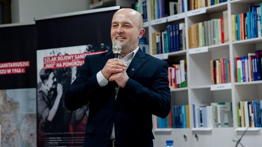 „Aborcja jest mordowaniem dzieci”. Prawicowy radny zaprasza prezydenta z PO do ruchu pro-life