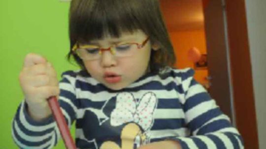 Absurd. Kazali 3-letniej dziewczynce napisać upoważnienie