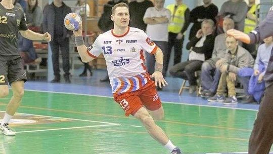 Adam Skrabania (Azoty Puławy): Jedna szatnia to za mało