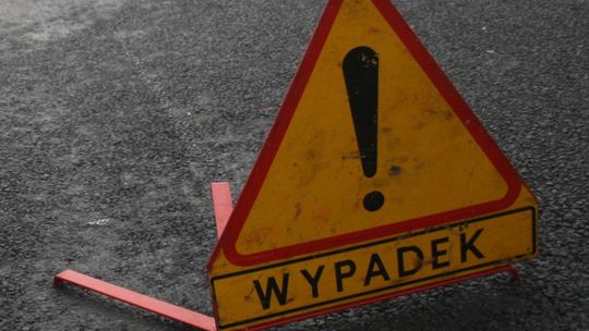 Adamów: Zderzenie samochodu osobowego z motorowerem