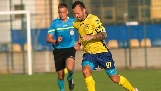 Adrian Paluchowski znowu strzela. Avia w końcówce pokonała Stara Starachowice