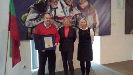 Agro-Natura Nałęczów i Armaty Stoczek Łukowski dostały nagrody od ministra sportu