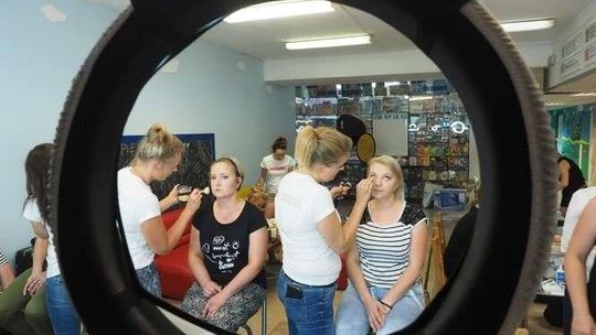 Akcja dla mam dzieci chorych na raka. "Chociaż trochę możemy poprawić sobie humor"