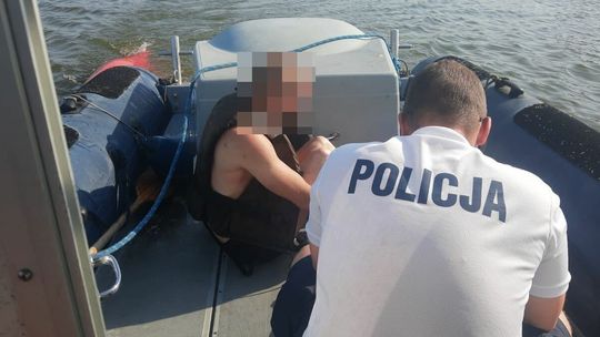 Akcja ratunkowa na Zalewie Zemborzyckim. Pijany w kajaku
