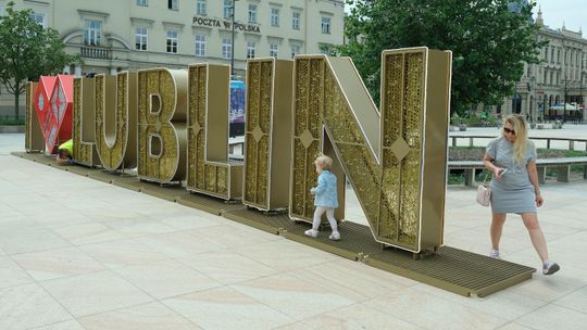 Akrobaci, klauni i iluzjoniści w Lublinie. Carnaval Sztukmistrzów zaczyna się w czwartek [zdjęcia]