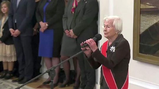 Aktorka Danuta Szaflarska odznaczona Krzyżem Wielkim Orderu Odrodzenia Polski
