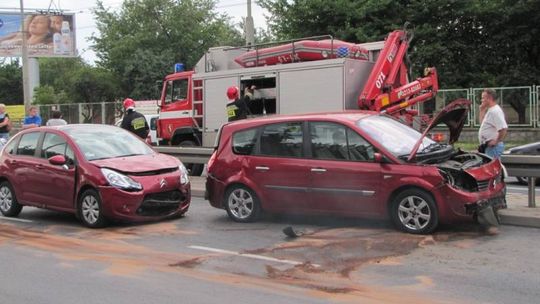 Al. Kraśnicka: Wypadek czterech aut. Trzy osoby w szpitalu