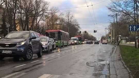 Al. Racławickie. Postępowanie ws. decyzji środowiskowej zawieszone