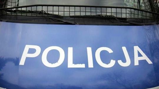 Al. Solidarności: Pijany kierowca bmw rozbił cztery auta