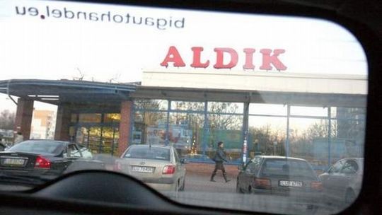 Aldik przejęty. Sklepy w rękach Litwinów