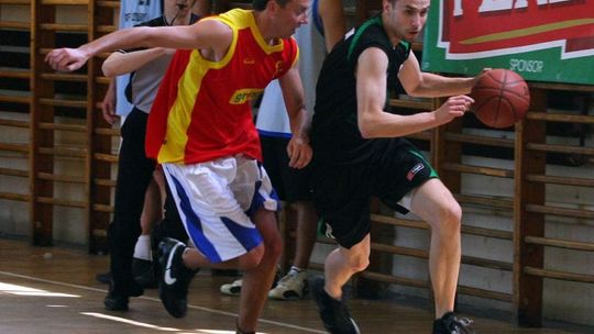 Aleksander Mrozik: Problemem polskiej koszykówki jest olbrzymia dziura w sezonie