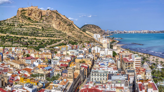 Alicante – przewodnik po najlepszych dzielnicach nadmorskiego miasta