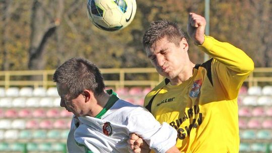 AMSPN Hetman nie ustępuje trzecioligowcom