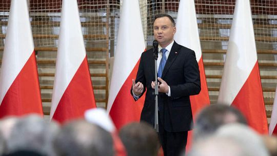 Andrzej Duda z niemal 50 proc. poparciem w wyborach prezydenckich i z dużą przewagą nad resztą stawki
