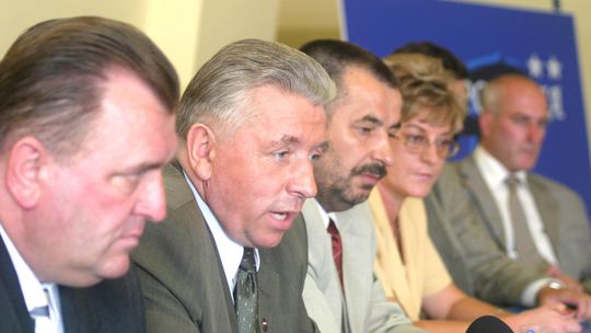 Andrzej Lepper czyści partię
