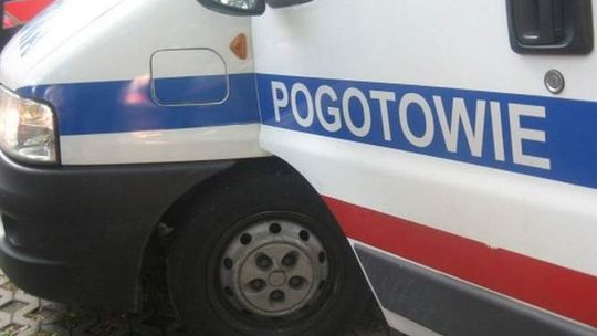 Annówka: Zderzenie karetki i dwóch osobówek