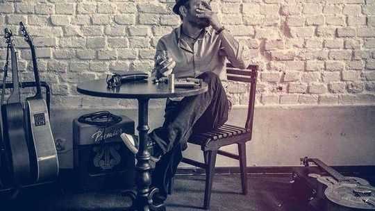 Arek Zawiliński na Trzecim Księżycu w Kazimierzu Dolnym