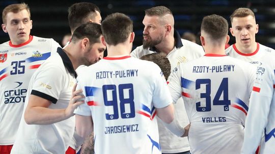 Arged Ostrovia – Azoty Puławy 27:22. Po sezonie zmiana trenera i trudna droga do trzeciego miejsca