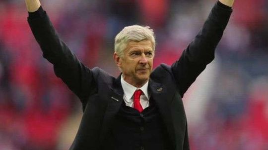 Arsene Wenger przedłuży kontrakt z Arsenalem? (wideo)