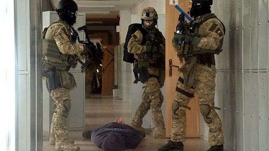 Atak na szkołę w Lublinie, 18 osób rannych. Zdjęcia z ćwiczeń