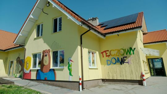 Atak na żłobek Tęczowy Domek w Świdniku. "Jakimś osobom niespełna rozumu przeszkadza tęcza"