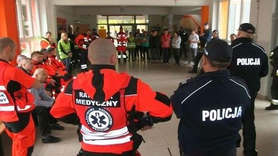 Atak terrorystyczny na szkołę. Ćwiczenia służb w Lublinie