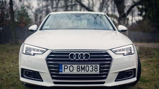 Audi A4. Cztery koła i to coś...