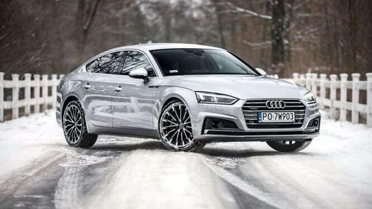 Audi A5 Sportback. Jak wypada nowa wersja tej maszyny? (zdjęcia, wideo)