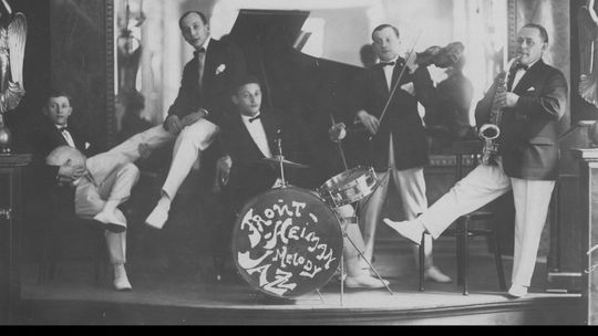 Authentic jazz solo, w parach i grupie. Trwają zapisy na warsztaty taneczne