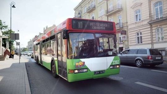 Autobusy komunikacji miejskiej zmieniają trasy. Sporo zmian od wtorku (lista)