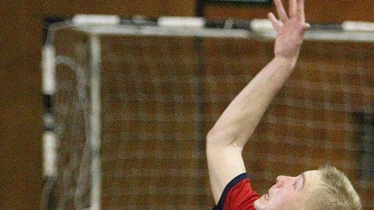 Avia gra o pierwsze miejsce, Cukrownik o przełamanie