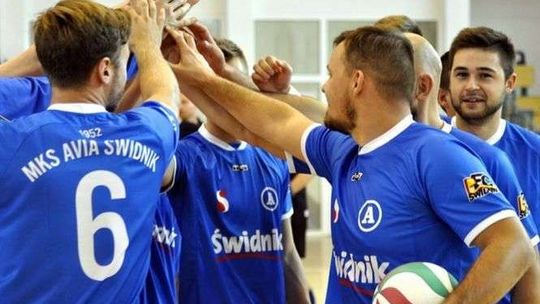 Avia i Politechnika Pszczółka bez punktów