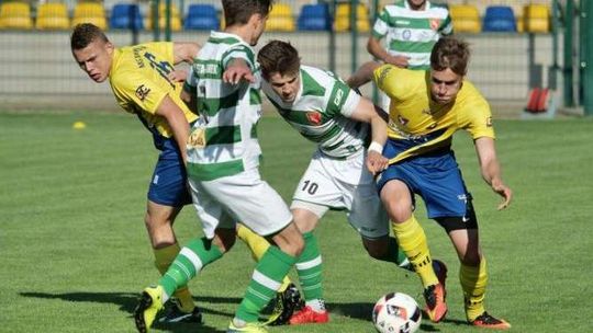 Avia – Orlęta Spomlek 5:0. Jednostronne derby (zdjęcia)