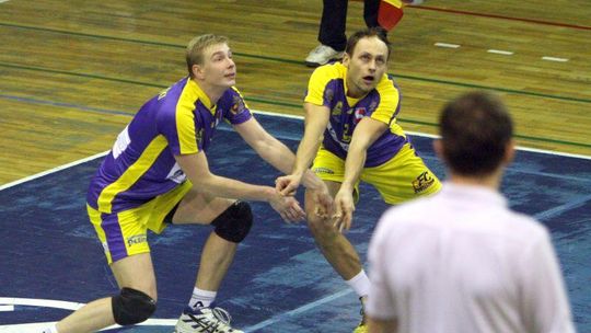 Avia Świdnik – Karpaty Krosno 3:0, SMS PZPS Spała – Cukrownik Lublin 3:0