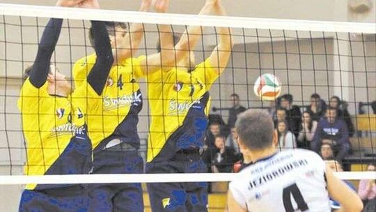 Avia Świdnik – KKS Kozienice 3:1. Zaskoczyli od drugiego seta