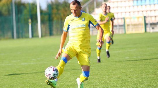 Avia Świdnik – KSZO Ostrowiec Świętokrzyski 1:2. Czerwona kartka dobiła gospodarzy