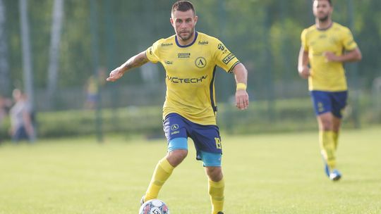 Avia Świdnik wbiła Czarnym Połaniec sześć goli i wróciła na fotel lidera III ligi