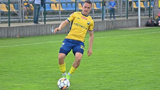 Avia wygrała derby z Lewartem, czerwona kartka ustawiła mecz