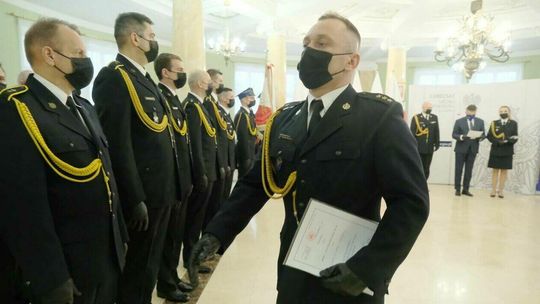 Awanse dla lubelskich strażaków
